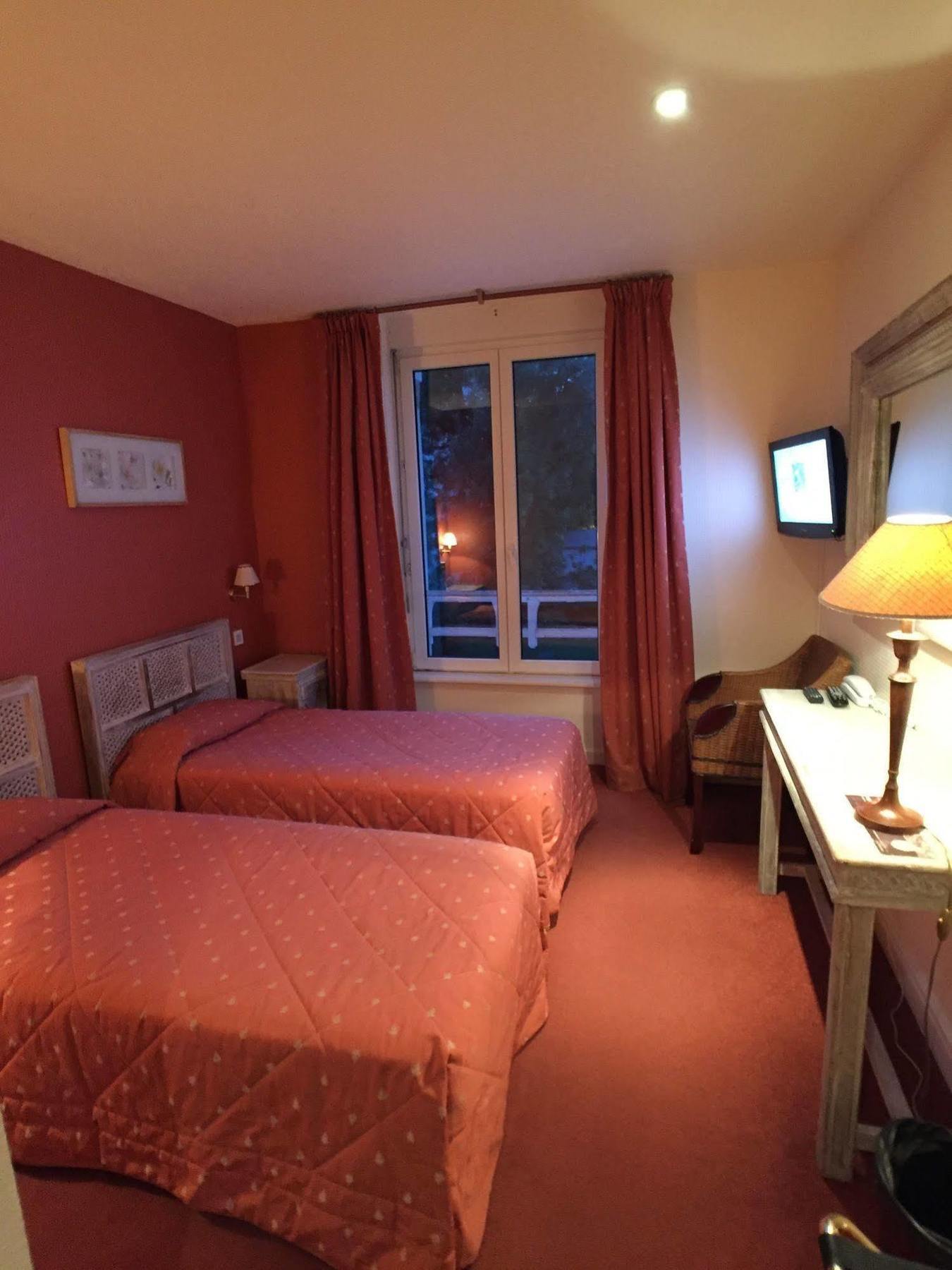 Providence Hotel Vittel Esterno foto